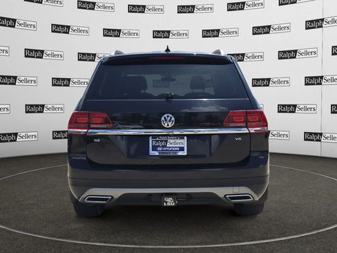 Used 2019 Volkswagen Atlas SE w/ Panoramic Sunroof Package FWD image 5