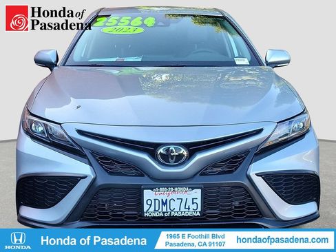 Used 2023 Toyota Camry SE w/ Protection Package (Q2) (TMS) FWD image 5