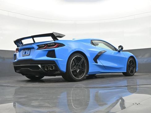 Used 2025 Chevrolet Corvette Stingray Premium Conv w/ 3LT RWD image 26