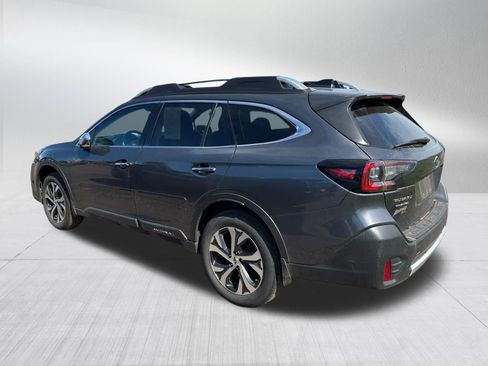 Used 2022 Subaru Outback Touring w/ Popular Package #2 AWD/4WD image 8