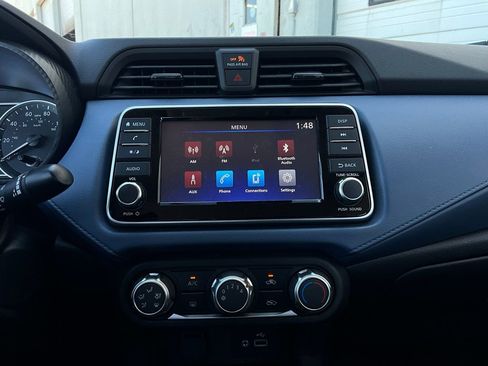 Used 2025 Nissan Versa SV image 24