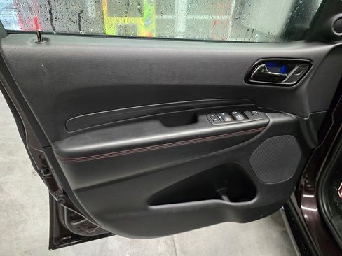 Used 2025 Dodge Durango GT RWD image 13