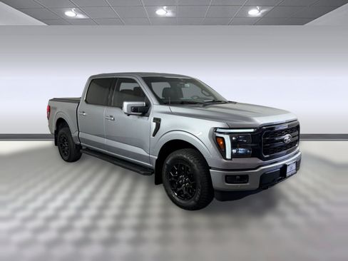 Used 2025 Ford F150 Lariat w/ FX4 Off-Road Package AWD/4WD image 7
