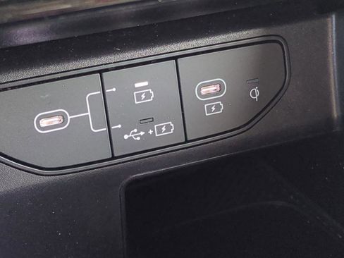 Certified 2025 Kia Sorento SX Prestige image 22