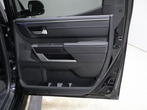 Used 2023 Toyota Tundra Platinum image 21