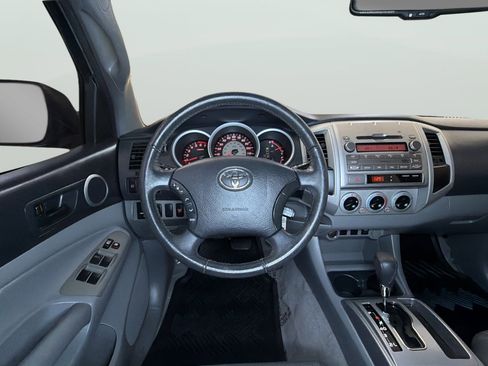 Used 2010 Toyota Tacoma PreRunner RWD image 16