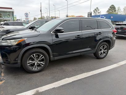 Used 2019 Toyota Highlander LE