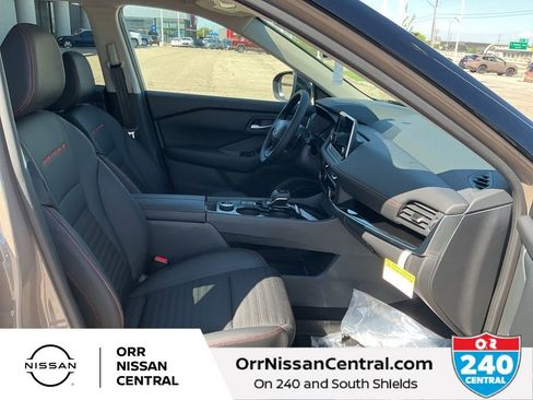 New 2026 Nissan Rogue SV AWD/4WD image 11
