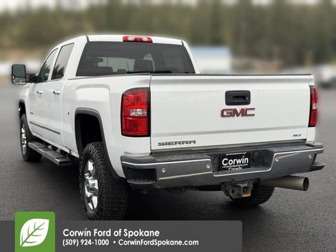 Used 2018 GMC Sierra 2500 SLT w/ Duramax Plus Package AWD/4WD image 15
