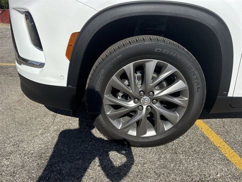 New 2026 Buick Enclave Preferred w/ Super Cruise Package image 10