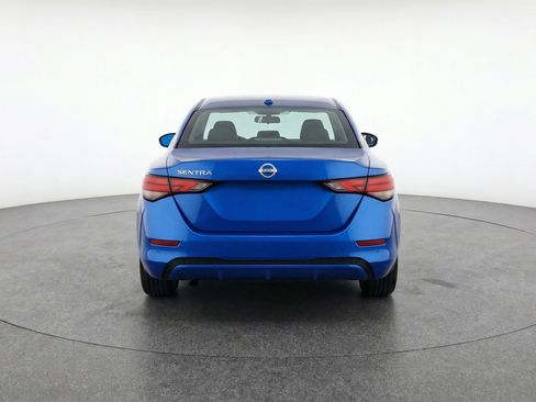 Used 2025 Nissan Sentra SV image 7