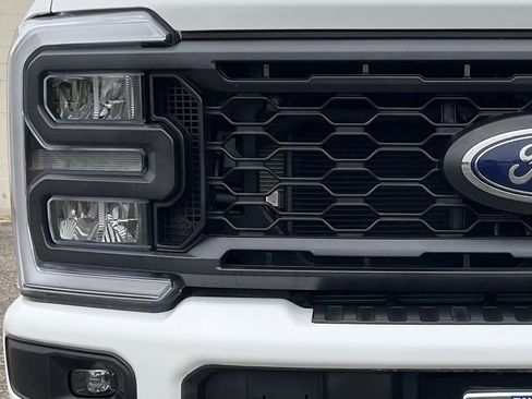 Used 2024 Ford F250 Lariat w/ Lariat Ultimate Package image 93