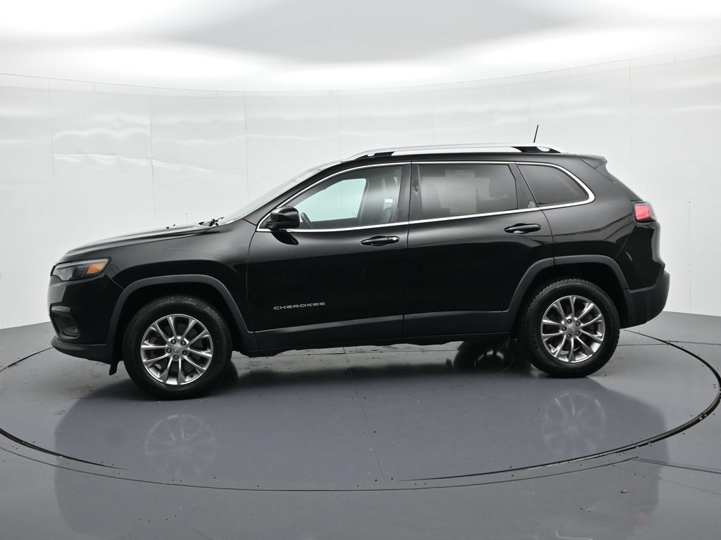 Used 2019 Jeep Cherokee Latitude Plus w/ Cold Weather Group AWD/4WD image 9