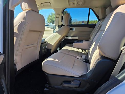 Used 2023 Ford Explorer XLT w/ Equipment Group 202A image 12