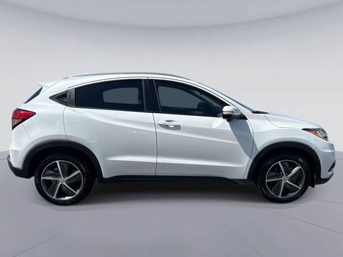 Used 2022 Honda HR-V EX image 2