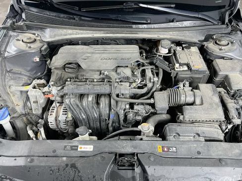 Used 2024 Hyundai Elantra SEL FWD image 27