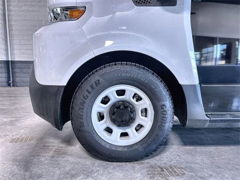 Used 2024 Chevrolet Brightdrop 600 w/ Commercial Equipment Package image 31