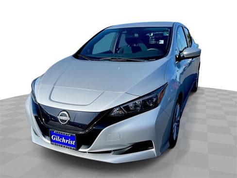 Used 2023 Nissan Leaf S image 1