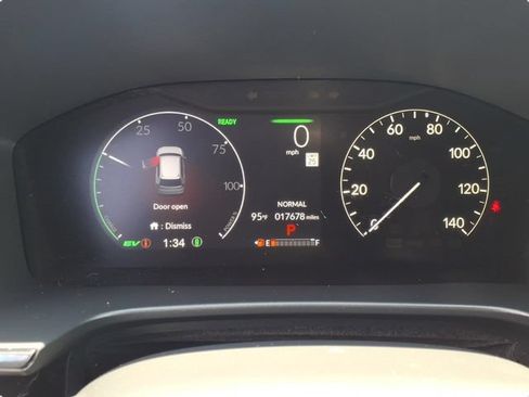 Used 2024 Honda CR-V Sport Touring image 10