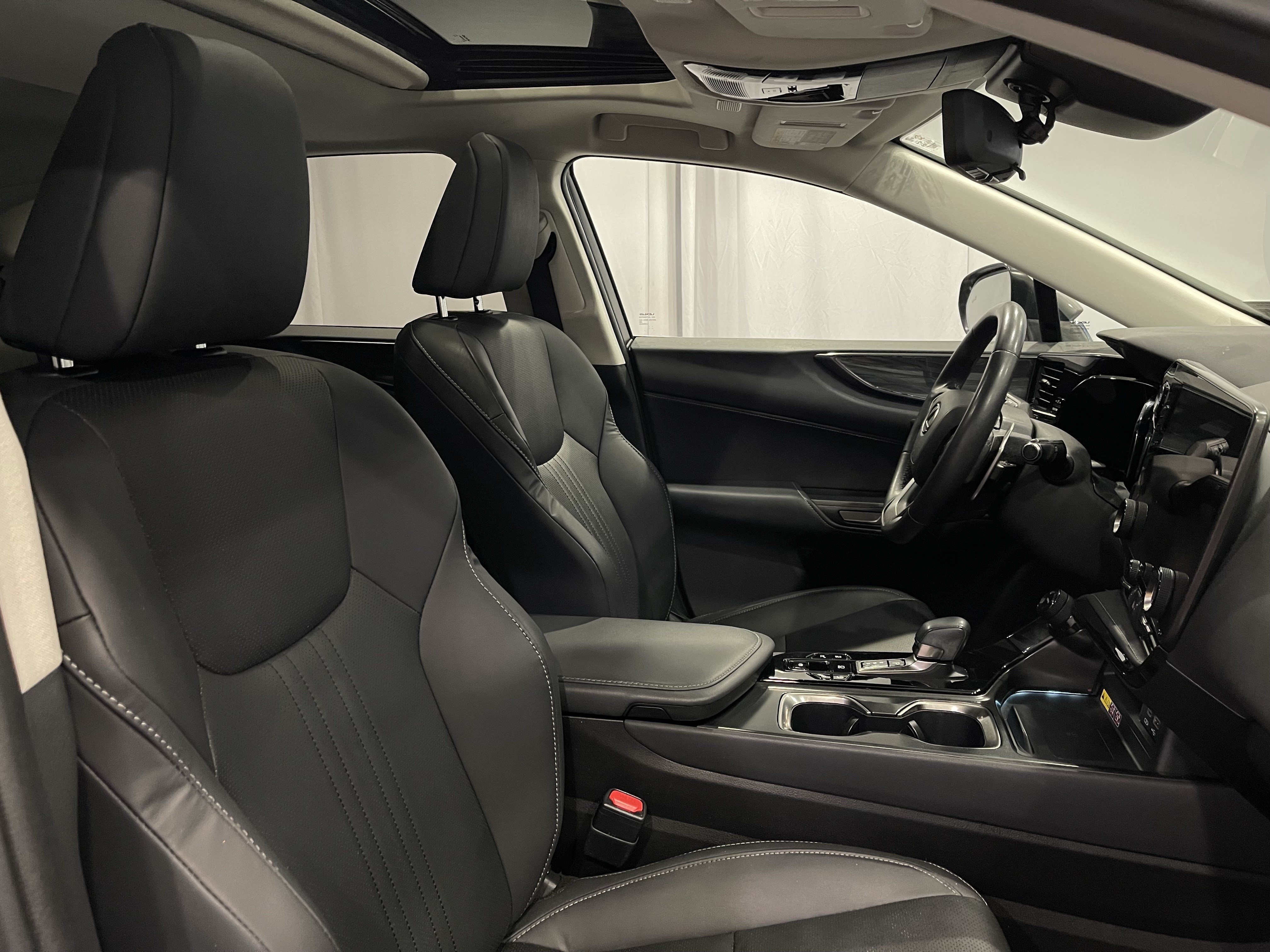 Used 2023 Lexus NX 350 AWD image 15