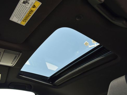 Certified 2025 Honda Accord Sport image 8