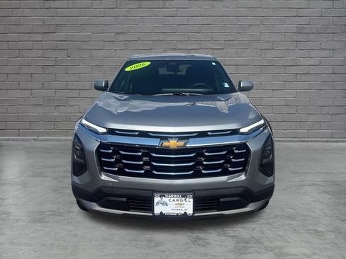 Used 2026 Chevrolet Equinox LT AWD/4WD image 2