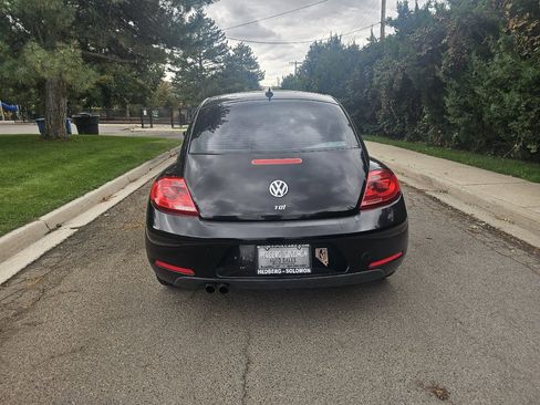 Used 2013 Volkswagen Beetle TDI image 5