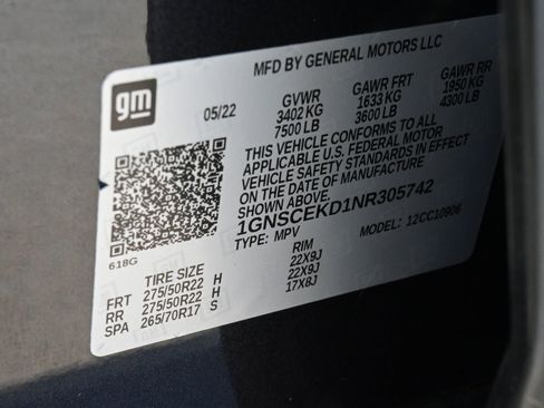 Used 2022 Chevrolet Suburban RST w/ Luxury Package RWD image 31