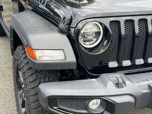 Used 2021 Jeep Wrangler Unlimited Sport AWD/4WD image 9