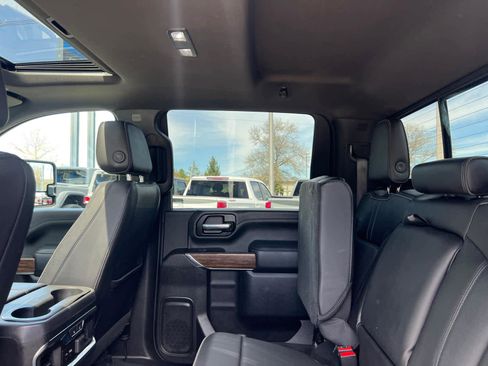 Certified 2020 Chevrolet Silverado 2500 High Country w/ Technology Package AWD/4WD image 30