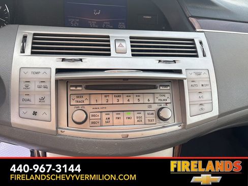 Used 2008 Toyota Avalon XLS image 13