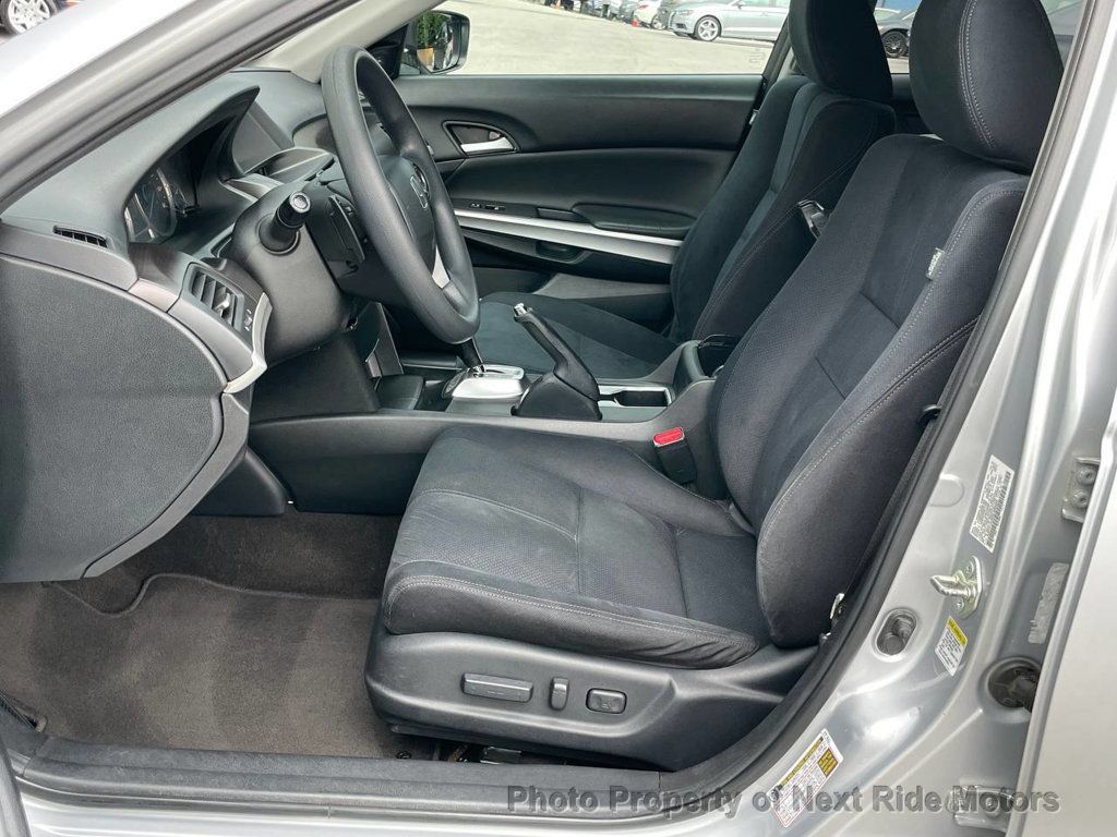 Used 2013 Honda Crosstour EX image 9