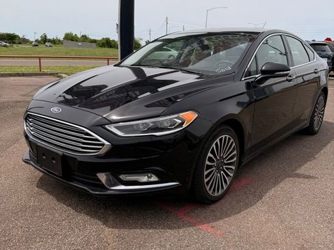 Used 2018 Ford Fusion Titanium AWD/4WD image 2