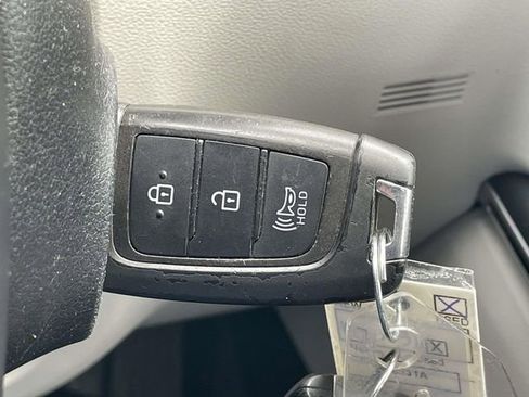Used 2023 Hyundai Tucson SE FWD image 23