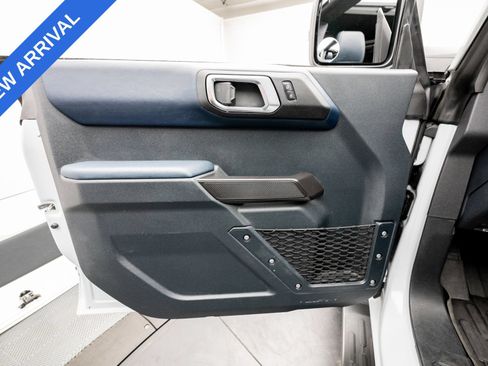 Used 2024 Ford Bronco Outer Banks AWD/4WD image 39