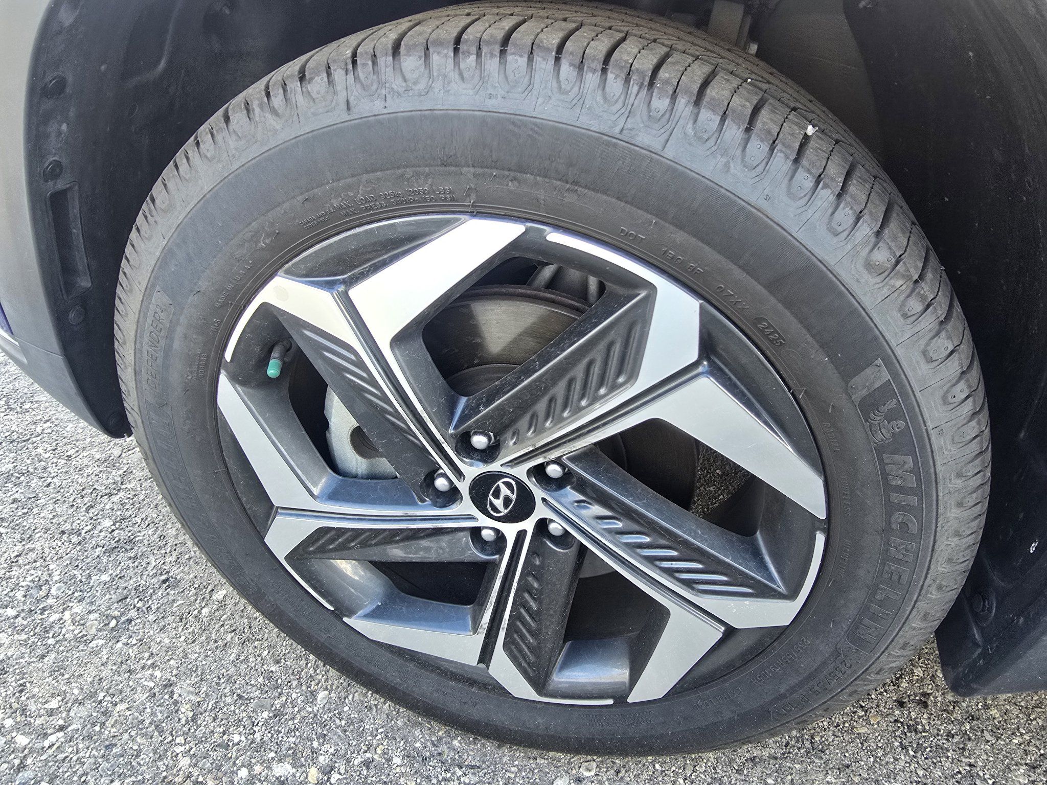 Used 2022 Hyundai Tucson Limited AWD/4WD image 12