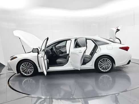 Used 2022 Toyota Avalon Limited w/ Advanced Safety Package FWD image 73