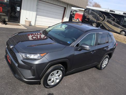 Used 2019 Toyota RAV4 LE w/ All Weather Liner Package image 23