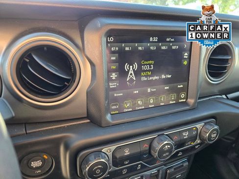 Used 2023 Jeep Wrangler Sport AWD/4WD image 14
