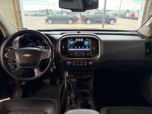 Used 2015 Chevrolet Colorado Z71 AWD/4WD image 15