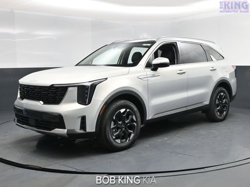 New 2026 Kia Sorento S image 1