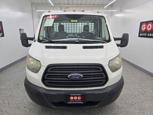 Used 2017 Ford Transit 250 138 RWD image 2