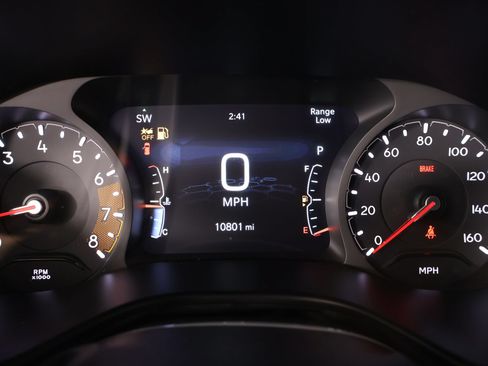 Used 2026 Jeep Compass Latitude AWD/4WD image 4