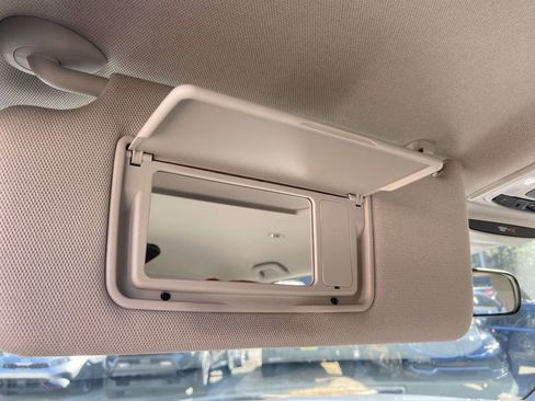 Used 2025 Honda HR-V LX image 27