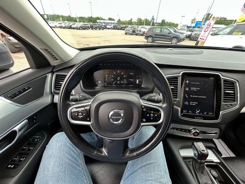 Used 2018 Volvo XC90 T5 Momentum AWD/4WD image 32