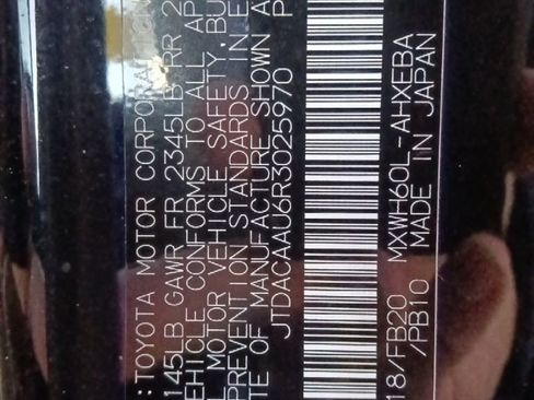 Used 2024 Toyota Prius LE image 33