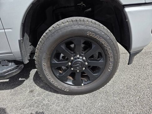 Used 2026 RAM 2500 Big Horn AWD/4WD image 4