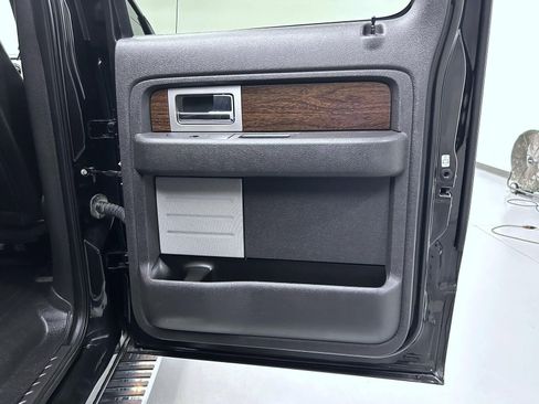 Used 2013 Ford F150 Lariat w/ Luxury Equipment Group image 17