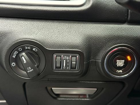 Used 2021 Maserati Ghibli S RWD image 30