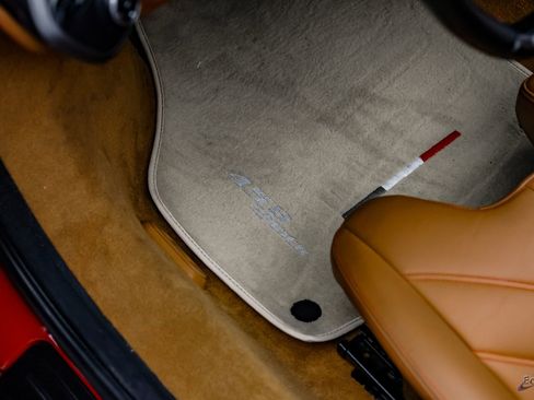 Used 2013 Ferrari 458 Spider image 52